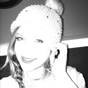 Meet your Posher, Karlee